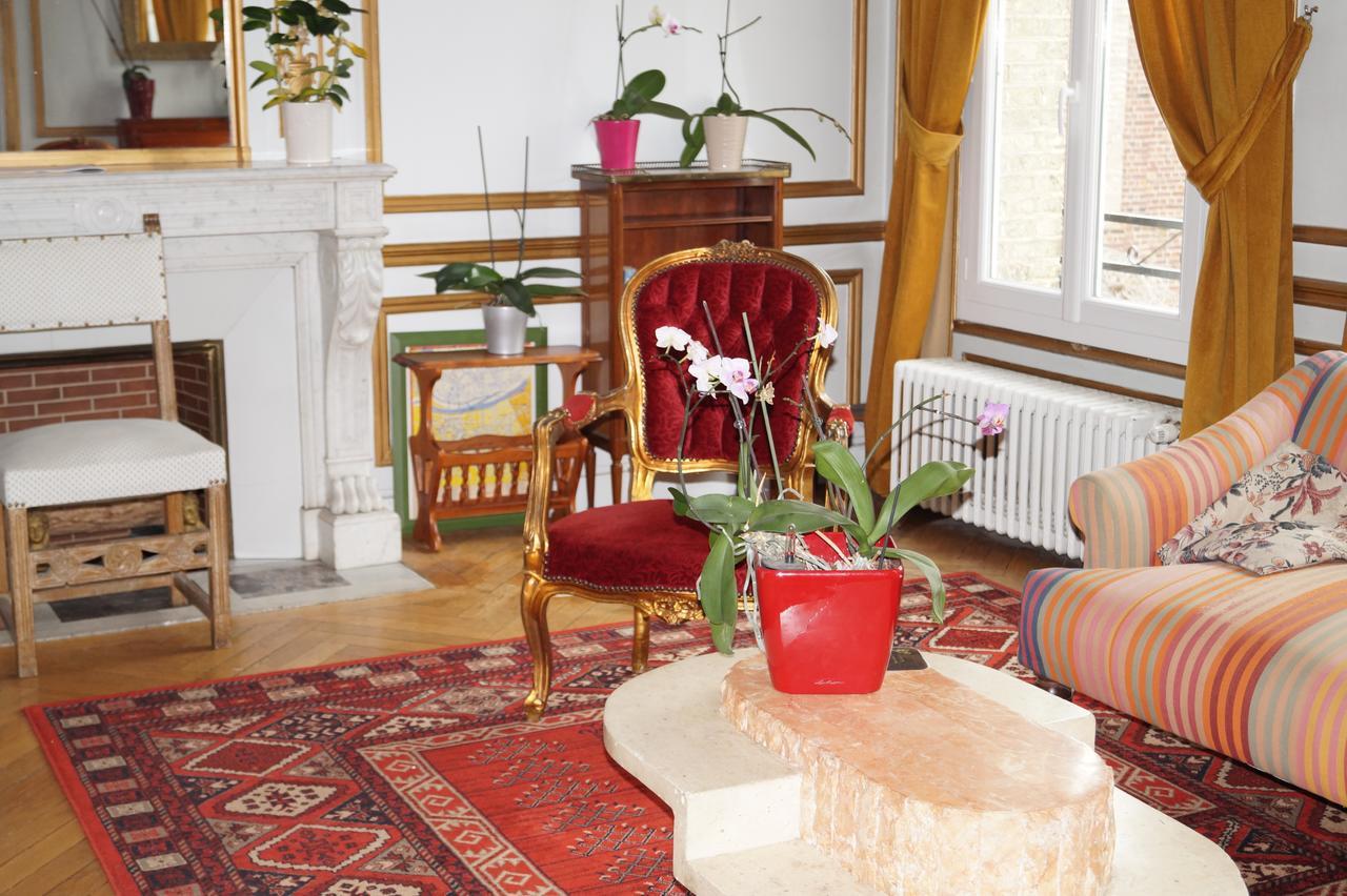 Hotel Au Chateau Blanc Saint-Aubin-les-Elbeuf ภายนอก รูปภาพ